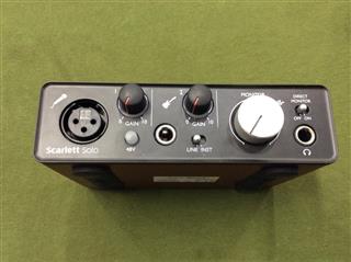 SCARLETT STUDIO SOLO